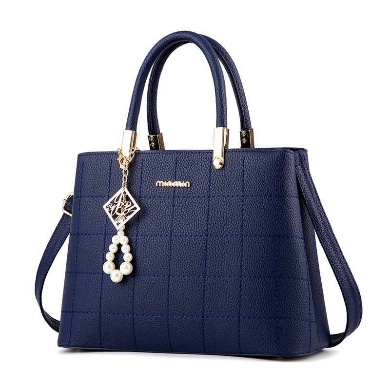 European and American Simple Hair Ball Handbags